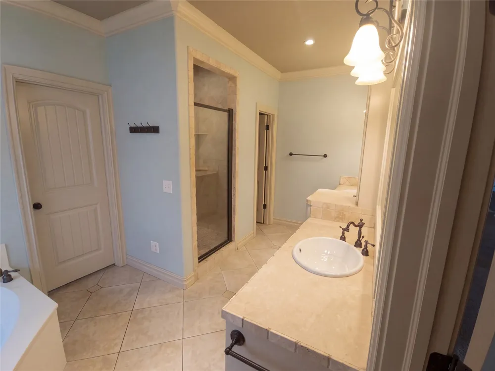3908 Pine Avenue Broken Arrow, OK 74012