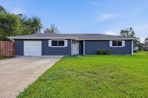 3890 Bristol Drive