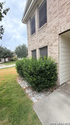 7911 HOOSIER PARK Selma, TX 78154