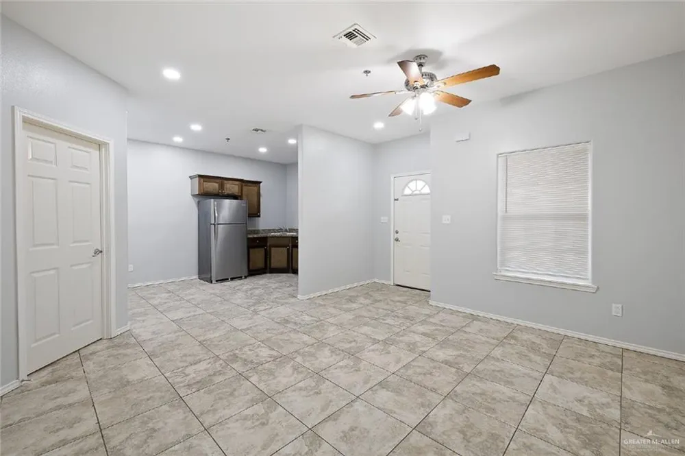 416 E 5th Street #B2 Weslaco, TX 78596