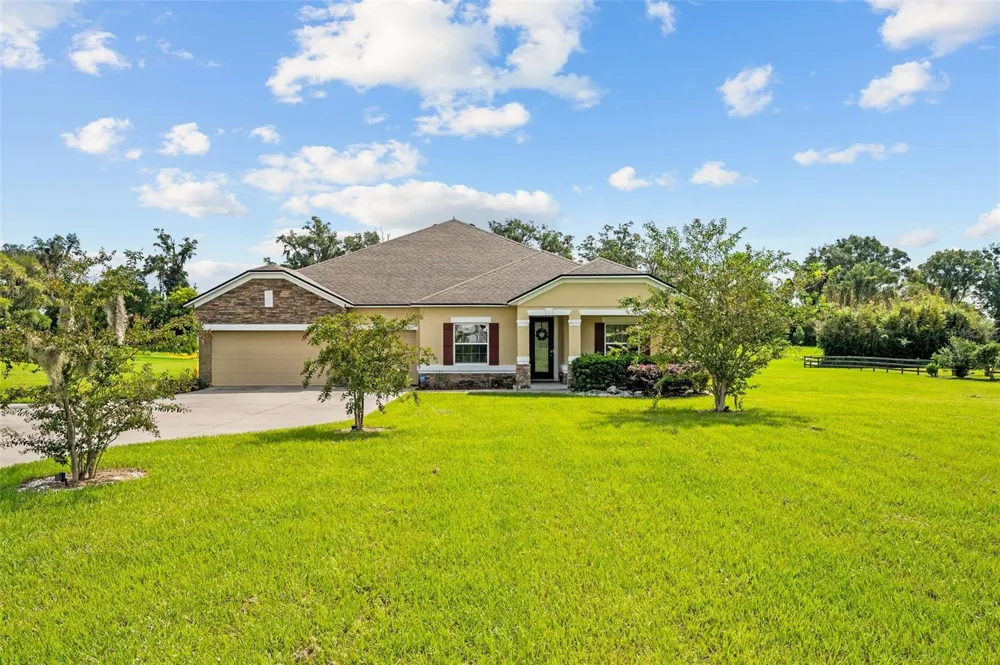 5615 SW 215TH TERRACE Newberry, FL 32669