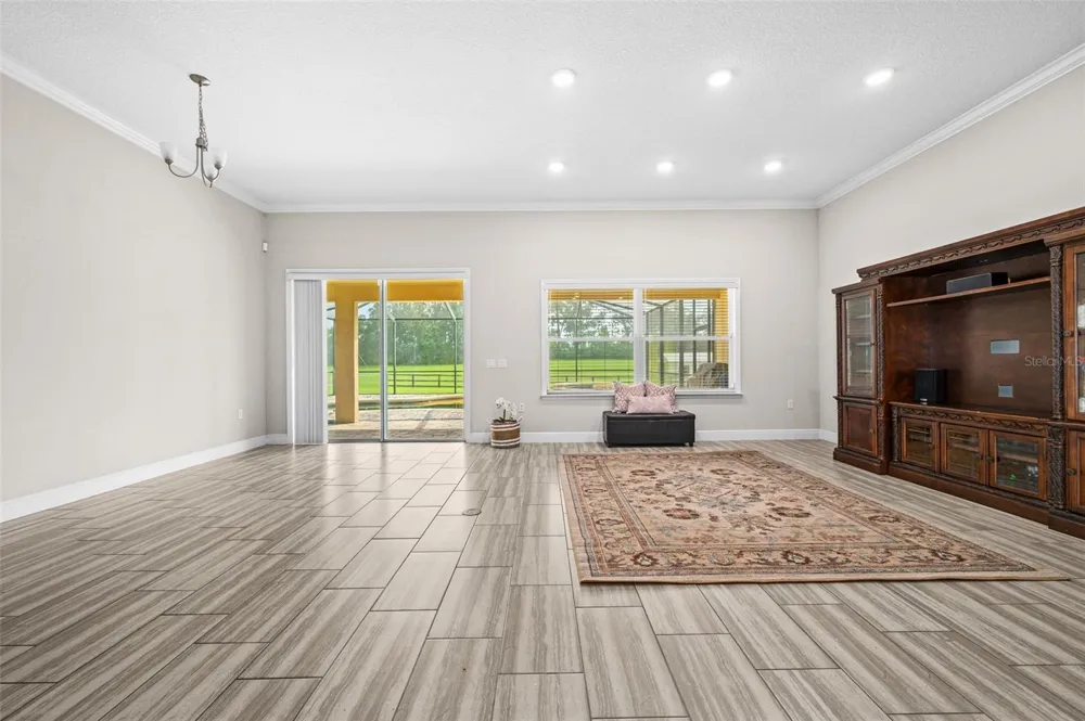 5615 SW 215TH TERRACE Newberry, FL 32669