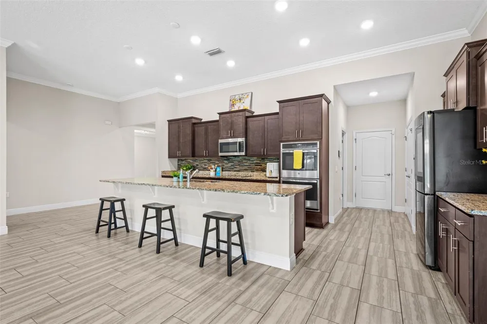 5615 SW 215TH TERRACE Newberry, FL 32669
