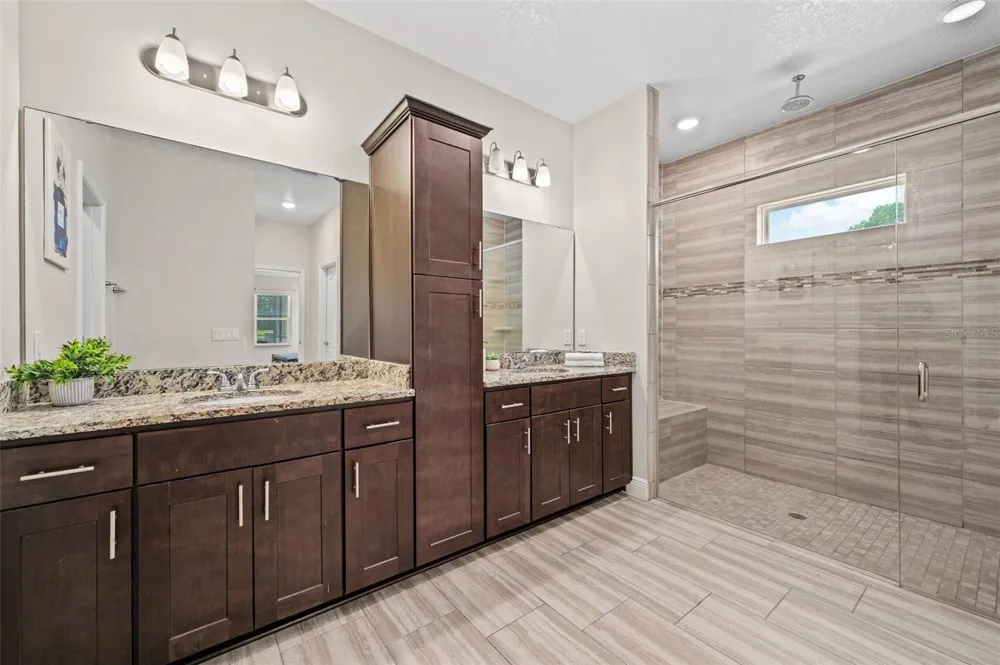 5615 SW 215TH TERRACE Newberry, FL 32669