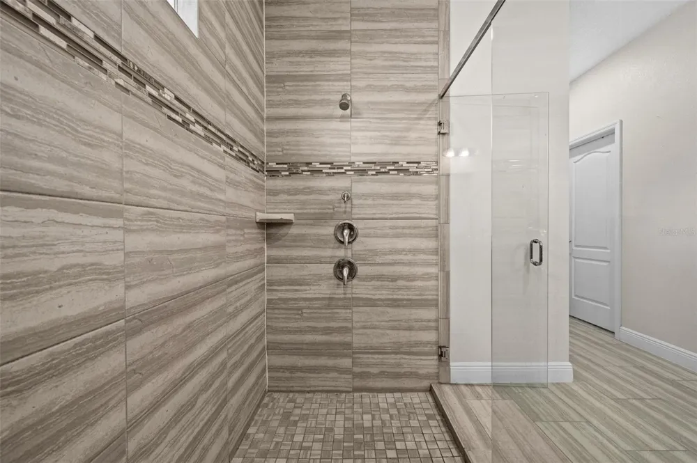 5615 SW 215TH TERRACE Newberry, FL 32669