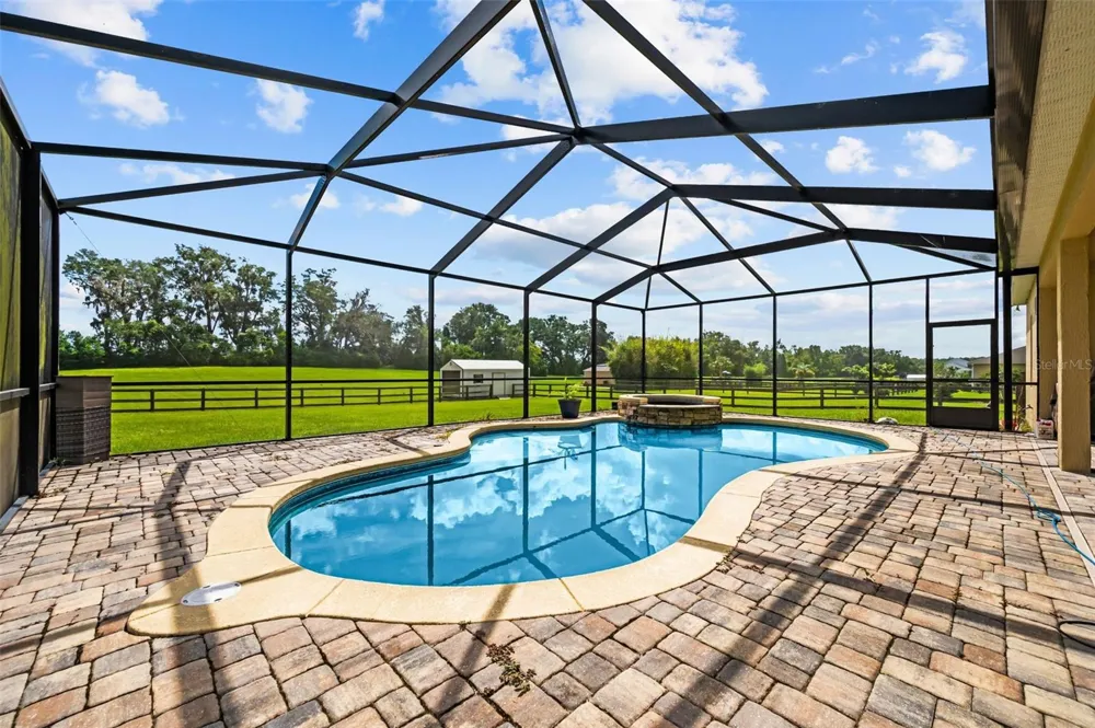 5615 SW 215TH TERRACE Newberry, FL 32669