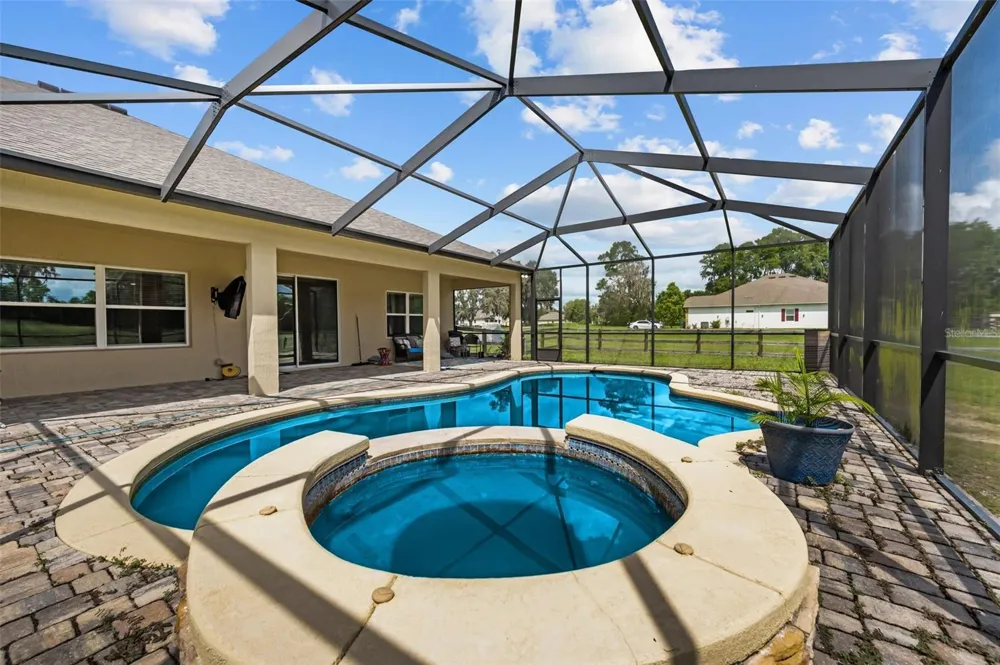 5615 SW 215TH TERRACE Newberry, FL 32669