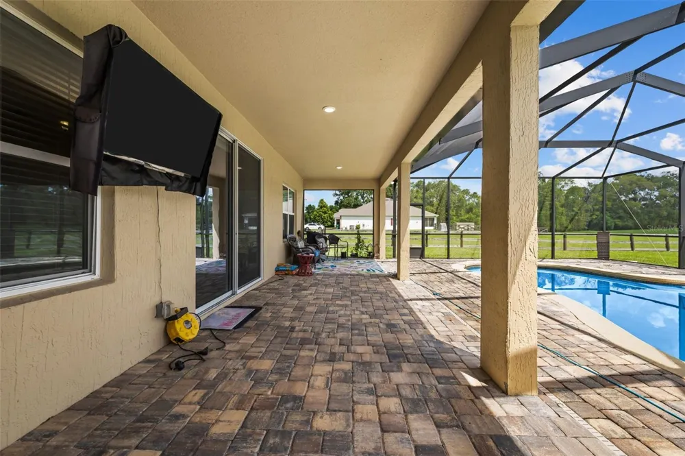 5615 SW 215TH TERRACE Newberry, FL 32669