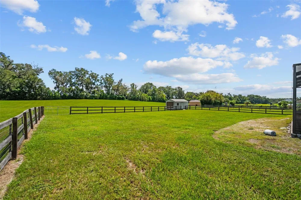 5615 SW 215TH TERRACE Newberry, FL 32669