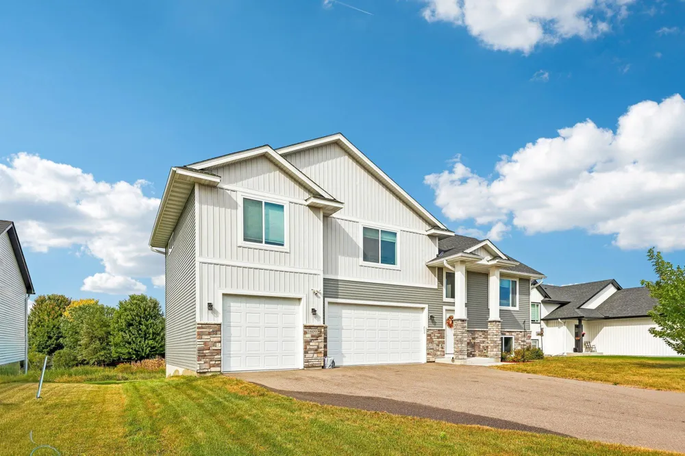 1609 11th Street NE Buffalo, MN 55313