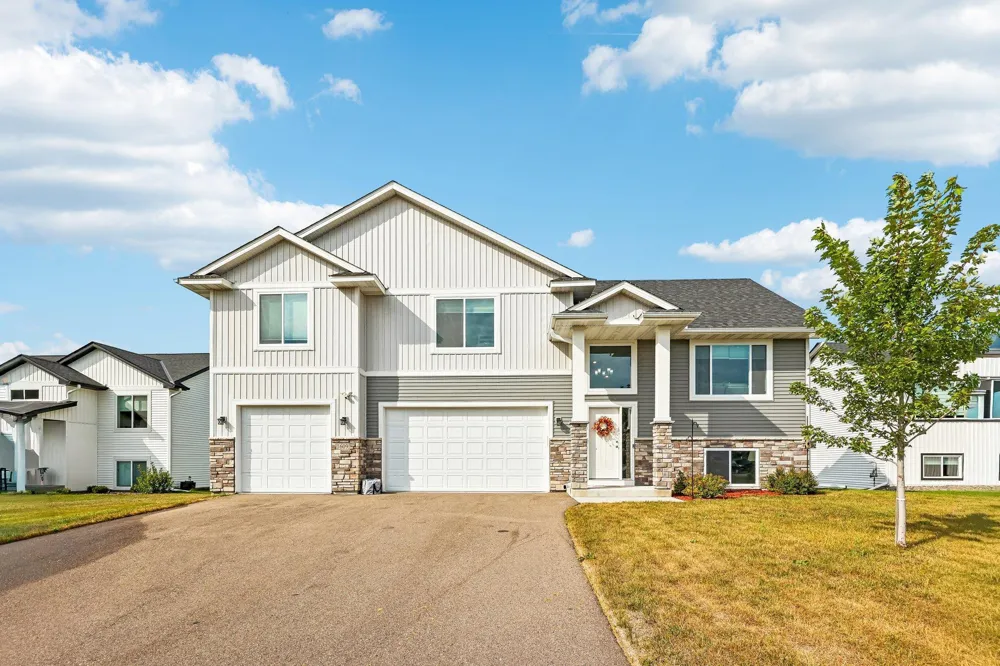 1609 11th Street NE Buffalo, MN 55313