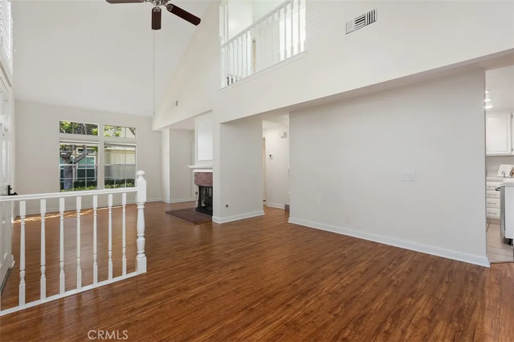 31 Dartmouth Irvine, CA 92612