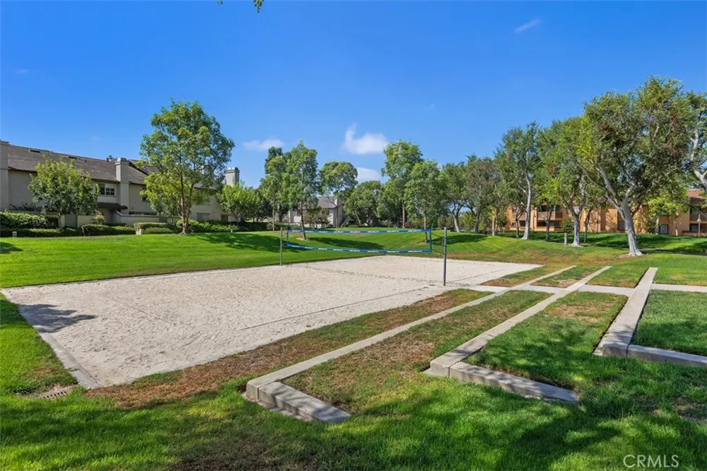 31 Dartmouth Irvine, CA 92612