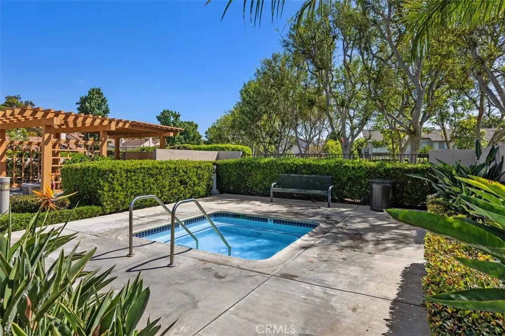 31 Dartmouth Irvine, CA 92612