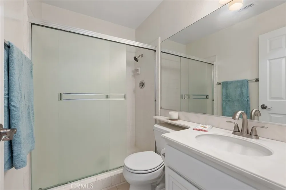 31 Dartmouth Irvine, CA 92612
