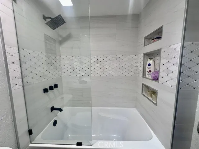 1200 Pacific Coast Huntington Beach, CA 92648