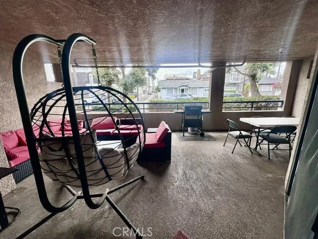 1200 Pacific Coast Huntington Beach, CA 92648