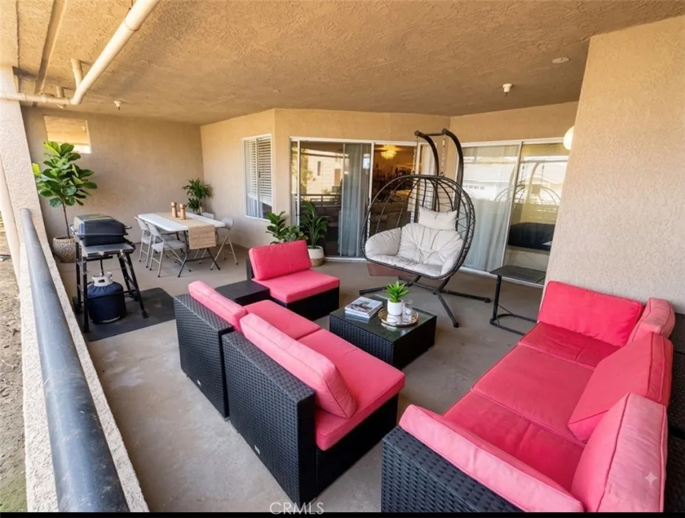 1200 Pacific Coast Huntington Beach, CA 92648