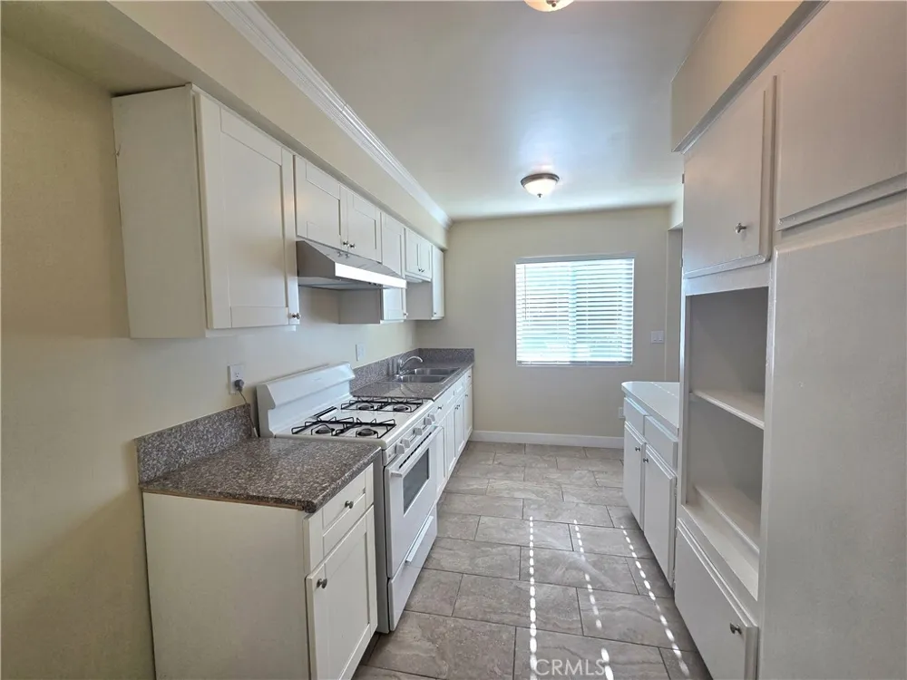 273 Alpine Street #E Upland, CA 91786