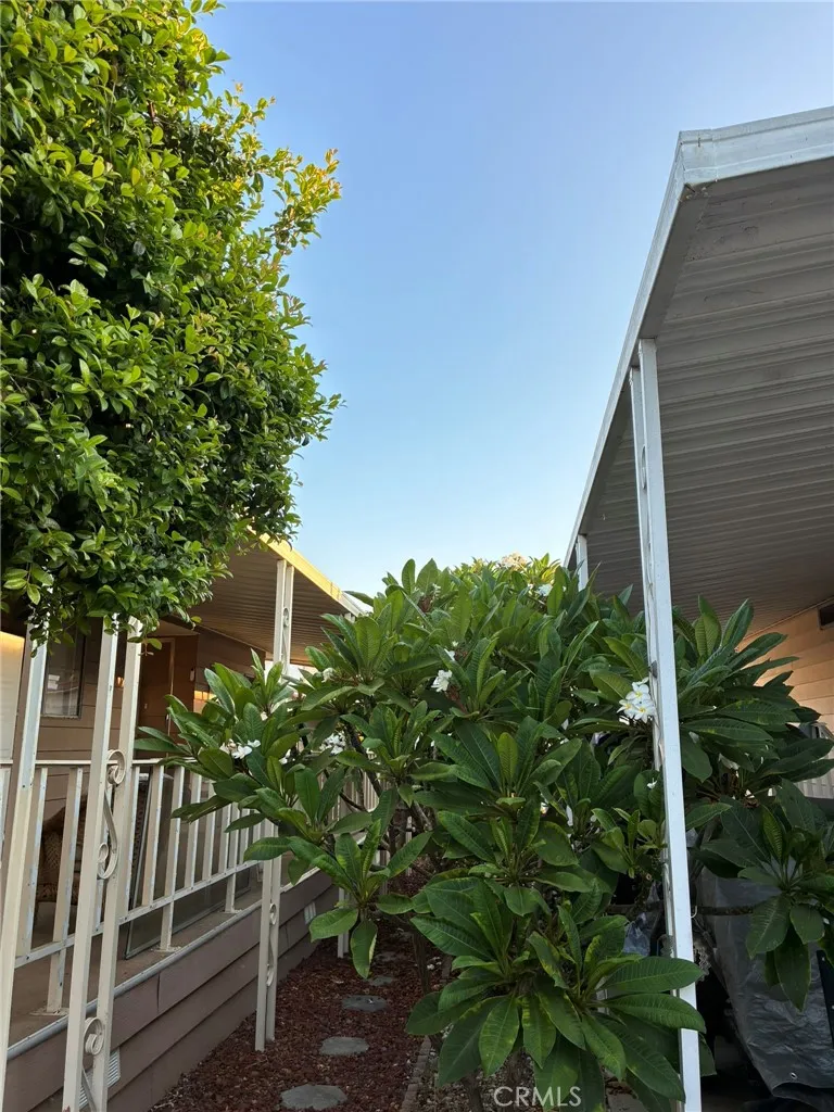 6741 Lincoln Avenue #37 Buena Park, CA 90620