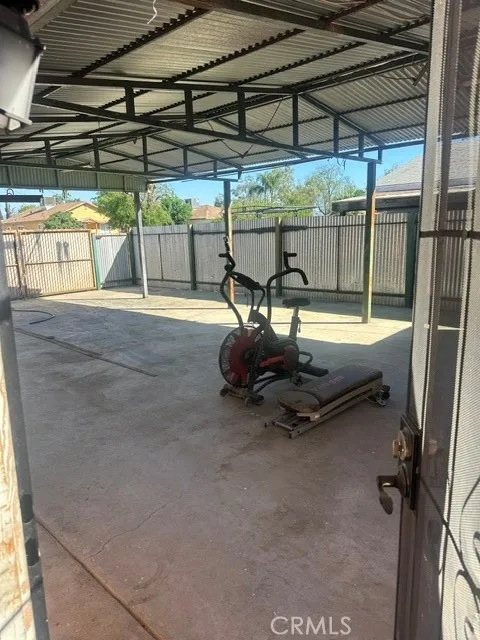 1901 Sunshine Bakersfield, CA 93307