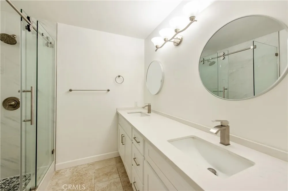 26 Palmento Irvine, CA 92612