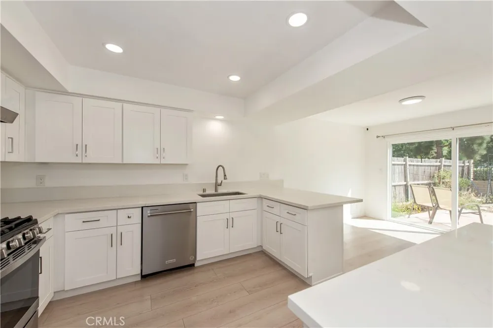 26 Palmento Irvine, CA 92612