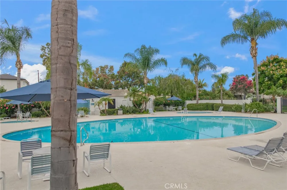 26 Palmento Irvine, CA 92612