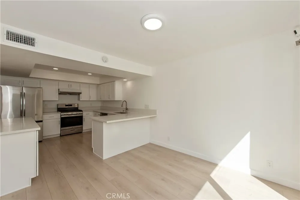 26 Palmento Irvine, CA 92612
