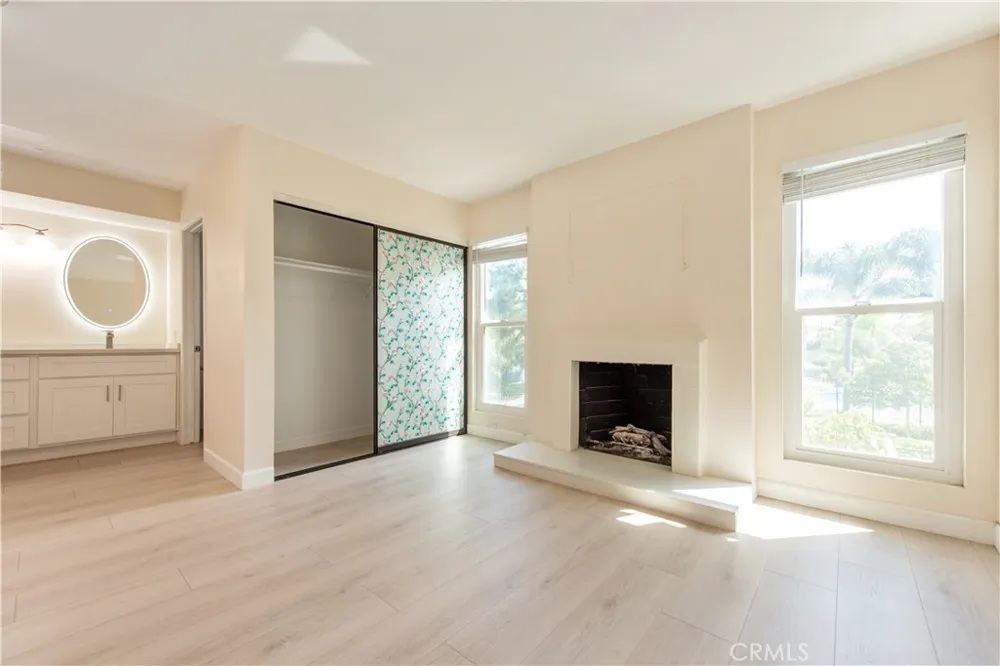 26 Palmento Irvine, CA 92612
