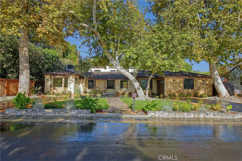4643 Vantage Avenue Valley Village, CA 91607