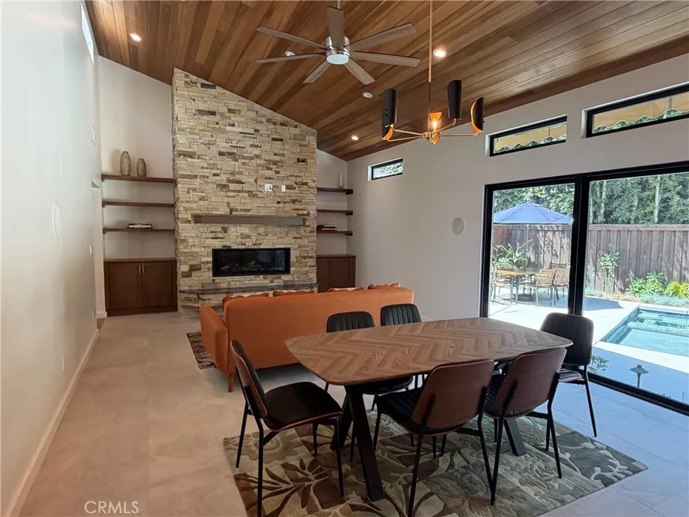 4643 Vantage Avenue Valley Village, CA 91607