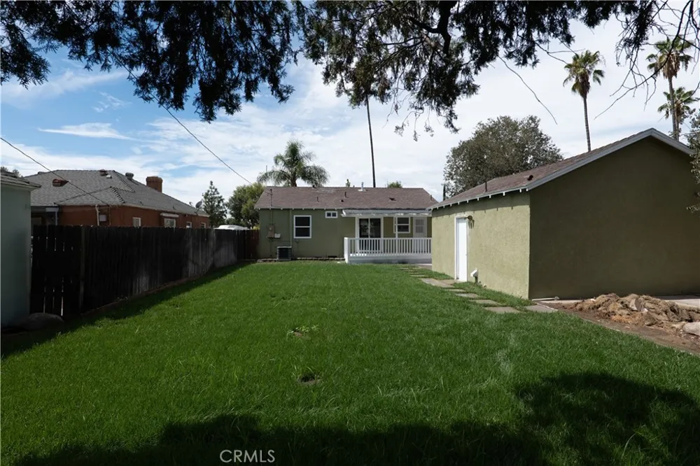 3285 Mountain View San Bernardino, CA 92405