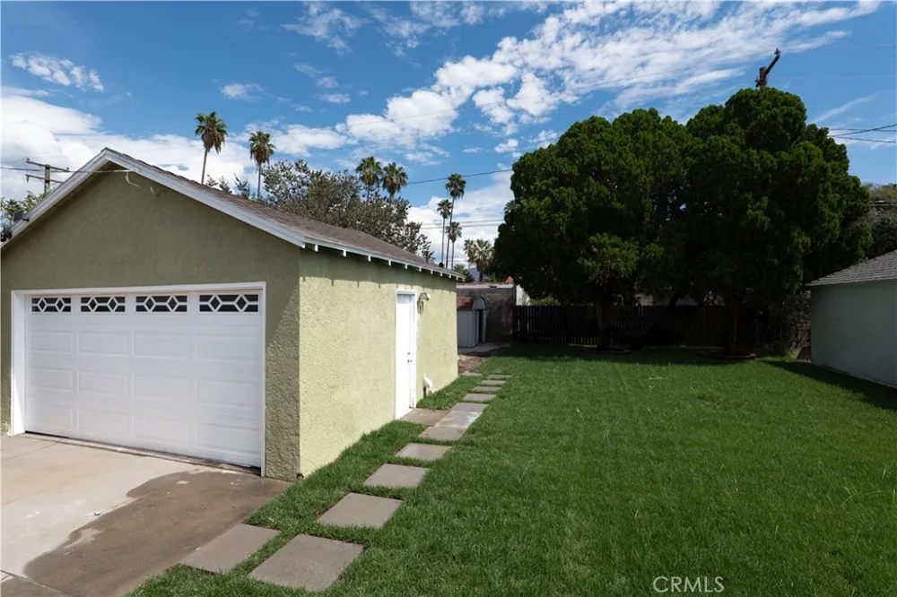 3285 Mountain View San Bernardino, CA 92405