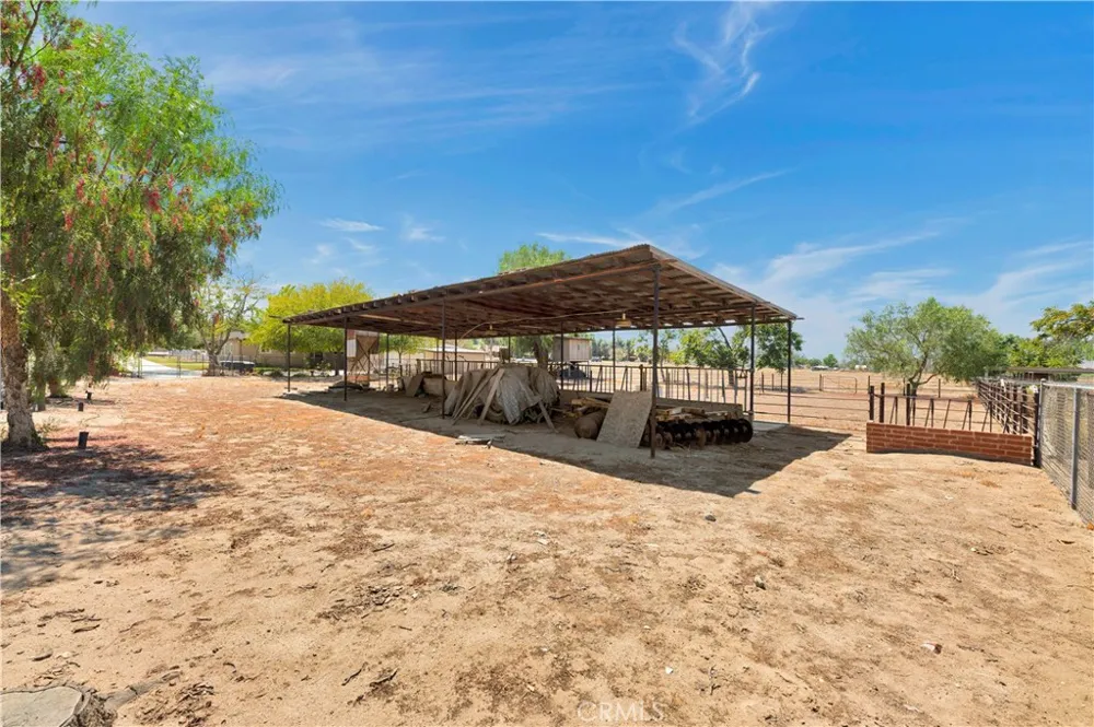 31130 Water Avenue Nuevo, CA 92567