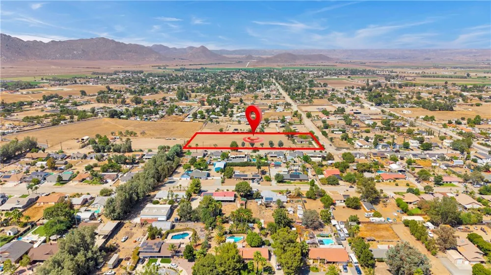 31130 Water Avenue Nuevo, CA 92567