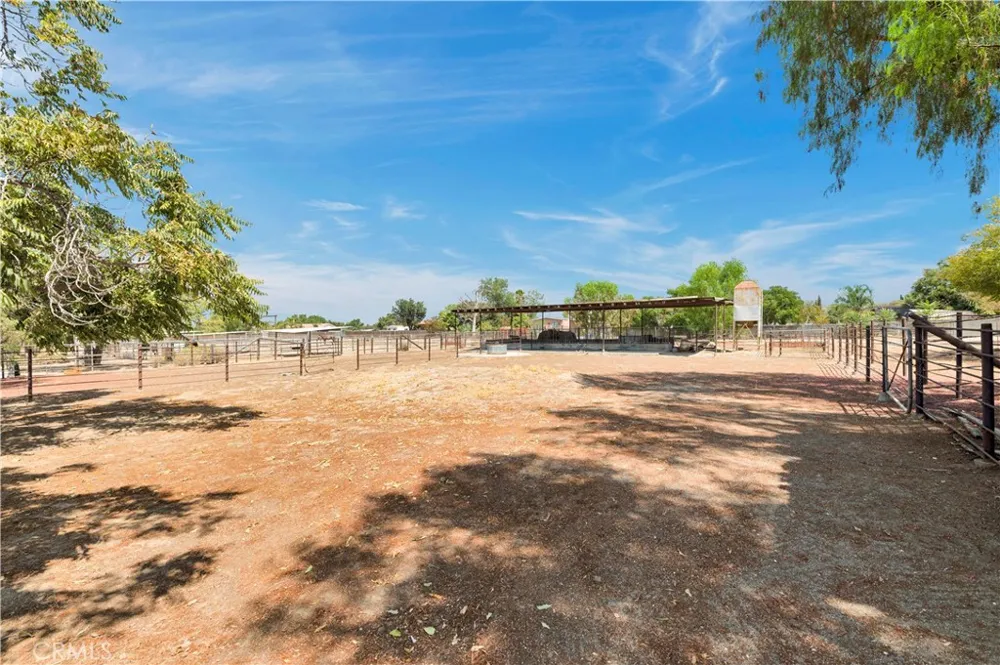 31130 Water Avenue Nuevo, CA 92567