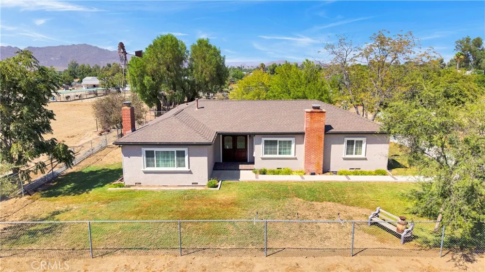 31130 Water Avenue Nuevo, CA 92567
