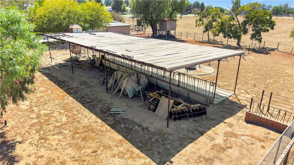 31130 Water Avenue Nuevo, CA 92567