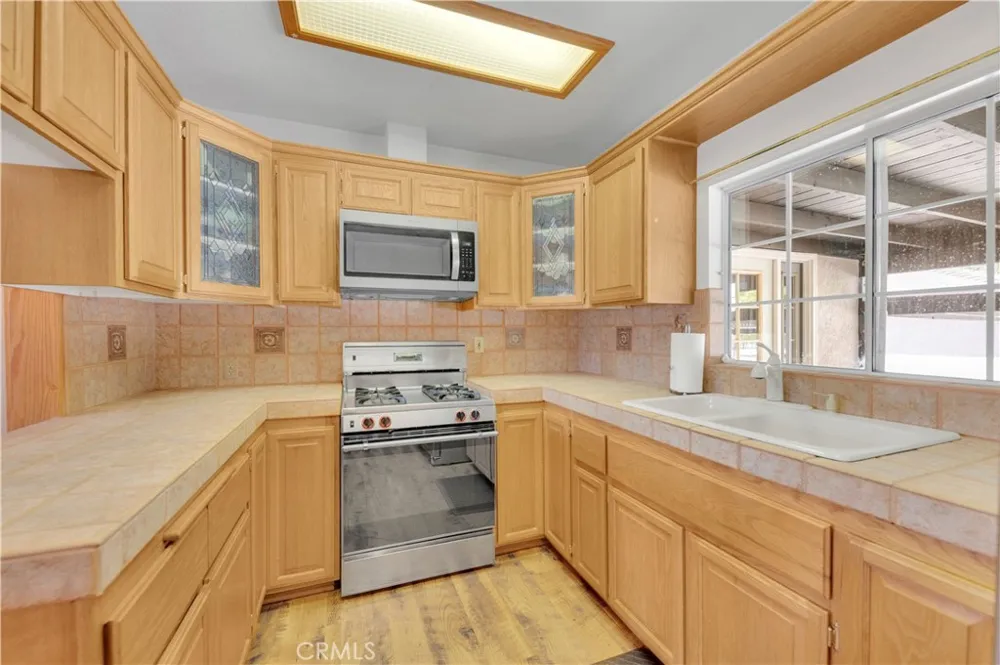31130 Water Avenue Nuevo, CA 92567