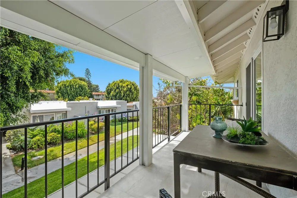 2319 Via Puerta #O Laguna Woods, CA 92637