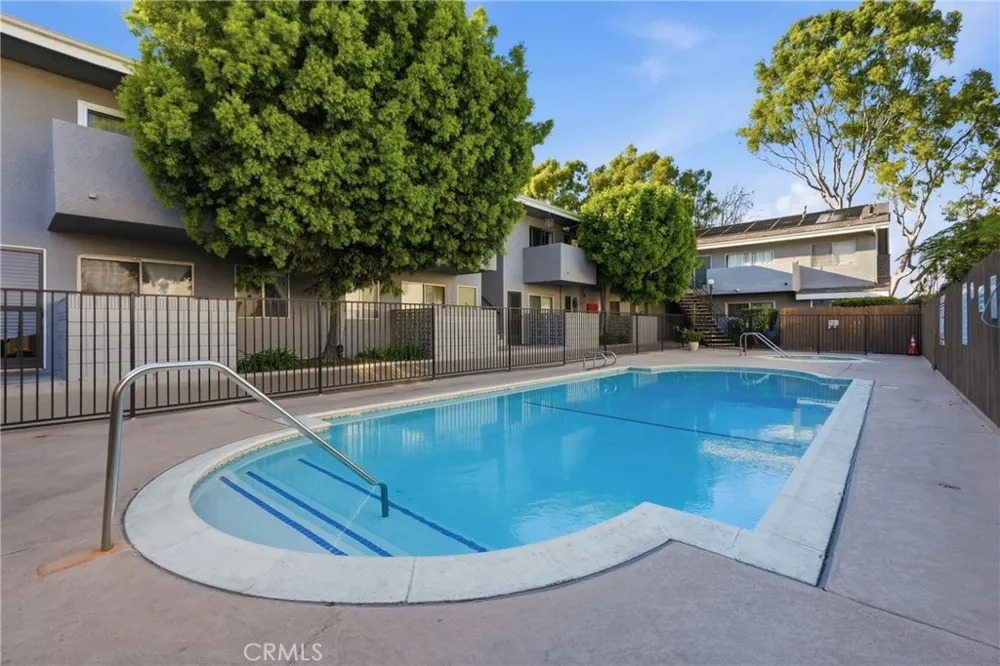 2502 Manhattan Beach #1 Gardena, CA 90249