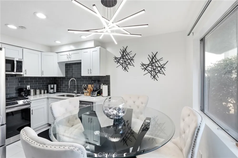 2502 Manhattan Beach #1 Gardena, CA 90249