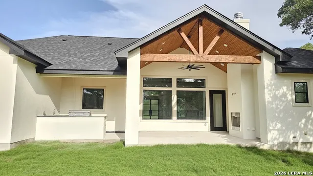 105 PIONEER TRL Adkins, TX 78101