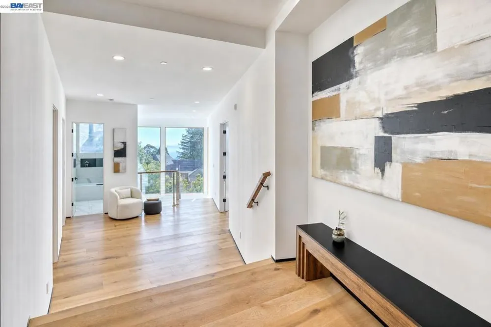 1026 Grizzly Peak Blvd Berkeley, CA 94708