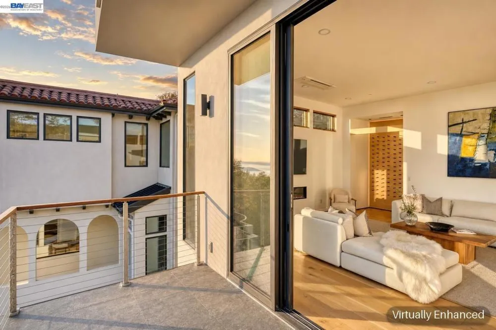 1026 Grizzly Peak Blvd Berkeley, CA 94708