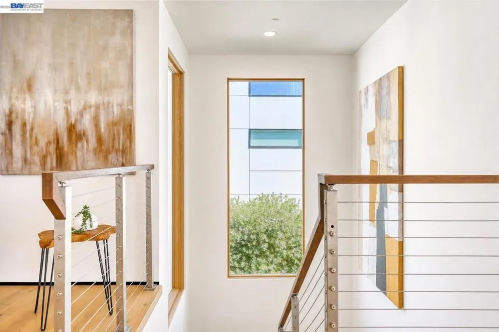 1026 Grizzly Peak Blvd Berkeley, CA 94708