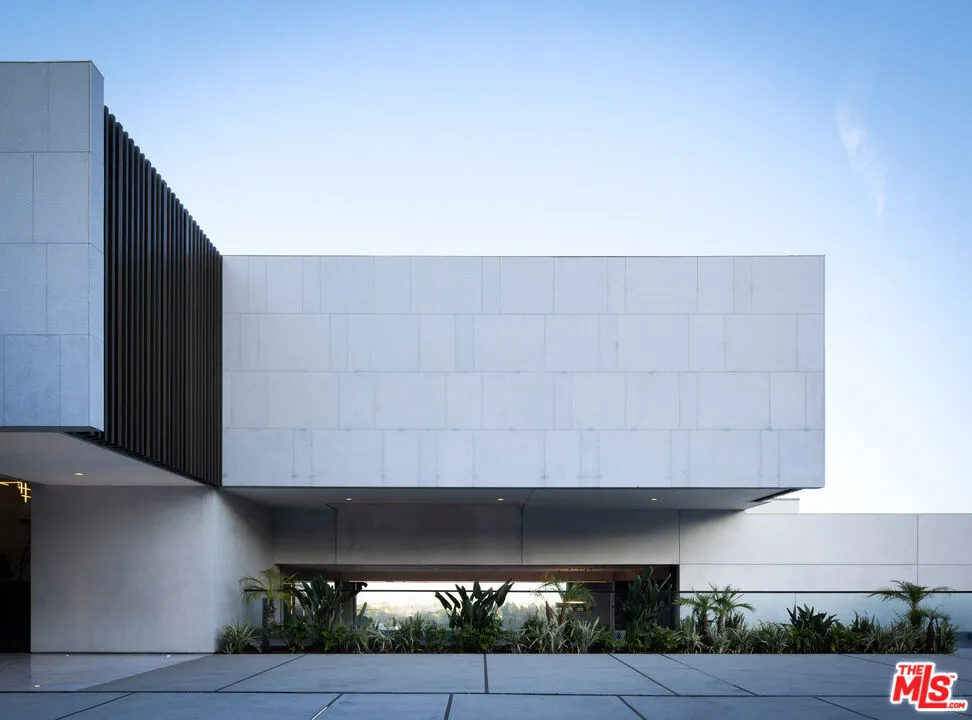 11005 Bellagio Place Los Angeles, CA 90077