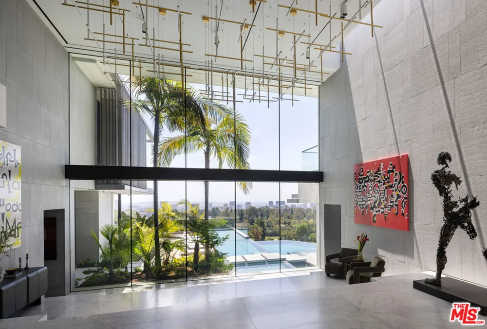 11005 Bellagio Place Los Angeles, CA 90077