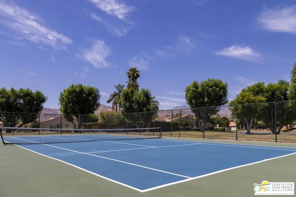 36595 Paseo Del Sol Cathedral City, CA 92234